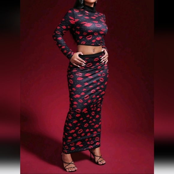 2pcs Set:High Neck Cropped Sweater Top And Lip Print Skirt,Fashionable,Stylish - Picture 2 of 4